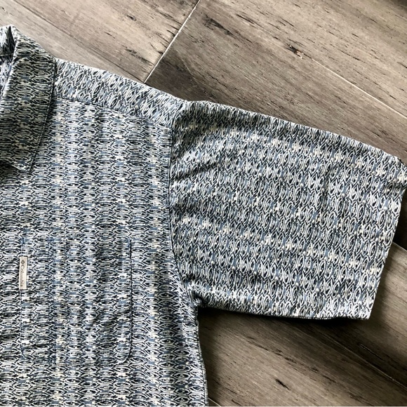 ❤️ LAST DAY Vintage Y2K 2002 Columbia Short Sleeve Button Down Ikat Shirt - Picture 4 of 13
